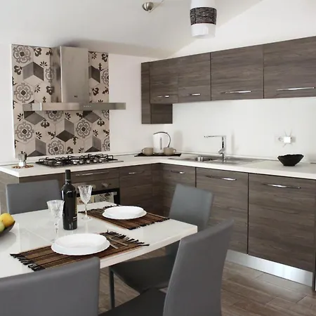 Uno Spettacolo Della Natura, Modern Style 圣卢西铎