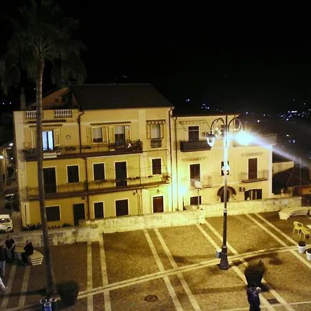 Uno Spettacolo Della Natura, Modern Style 圣卢西铎