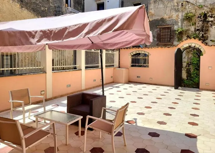 Uno Spettacolo Della Natura, Modern Style *