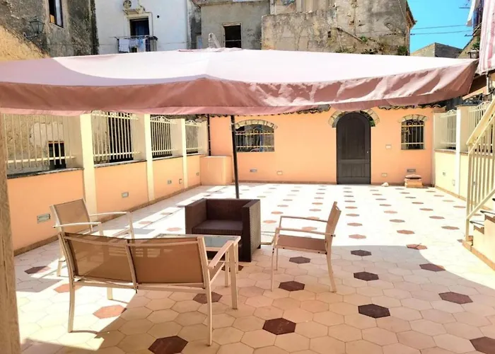 Uno Spettacolo Della Natura, Modern Style * San Lucido