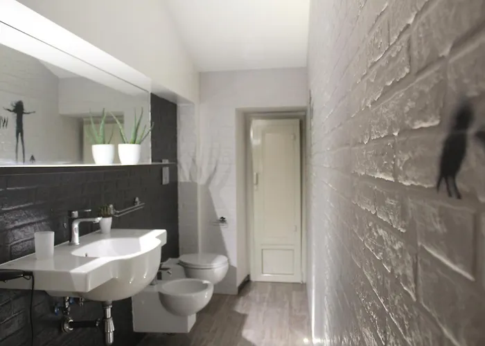 Uno Spettacolo Della Natura, Modern Style アパート サン・ルーチド